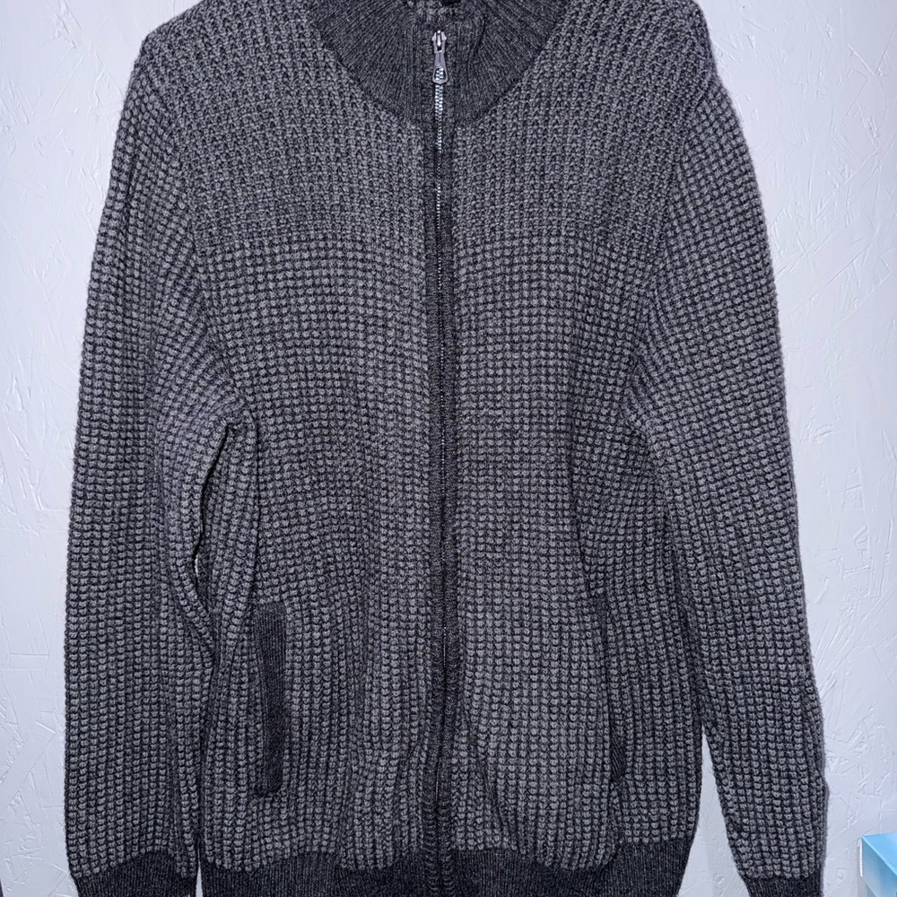 Men's Gray Sweater
